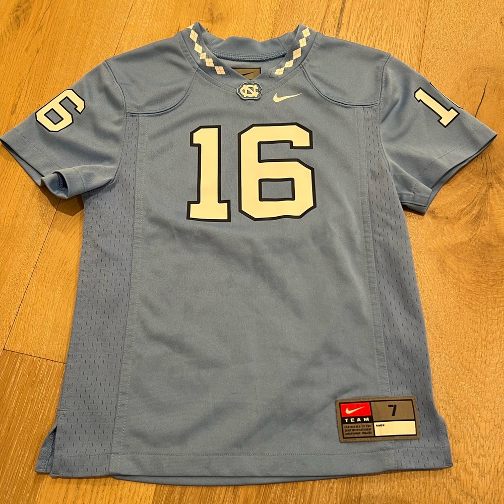 Tar Heels football jersey